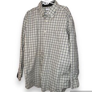 Alex Cannon all cotton XXL button down shirt, collar detail with black pattern.